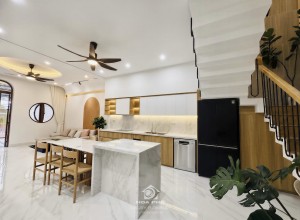 Mrs.PHI HOUSE